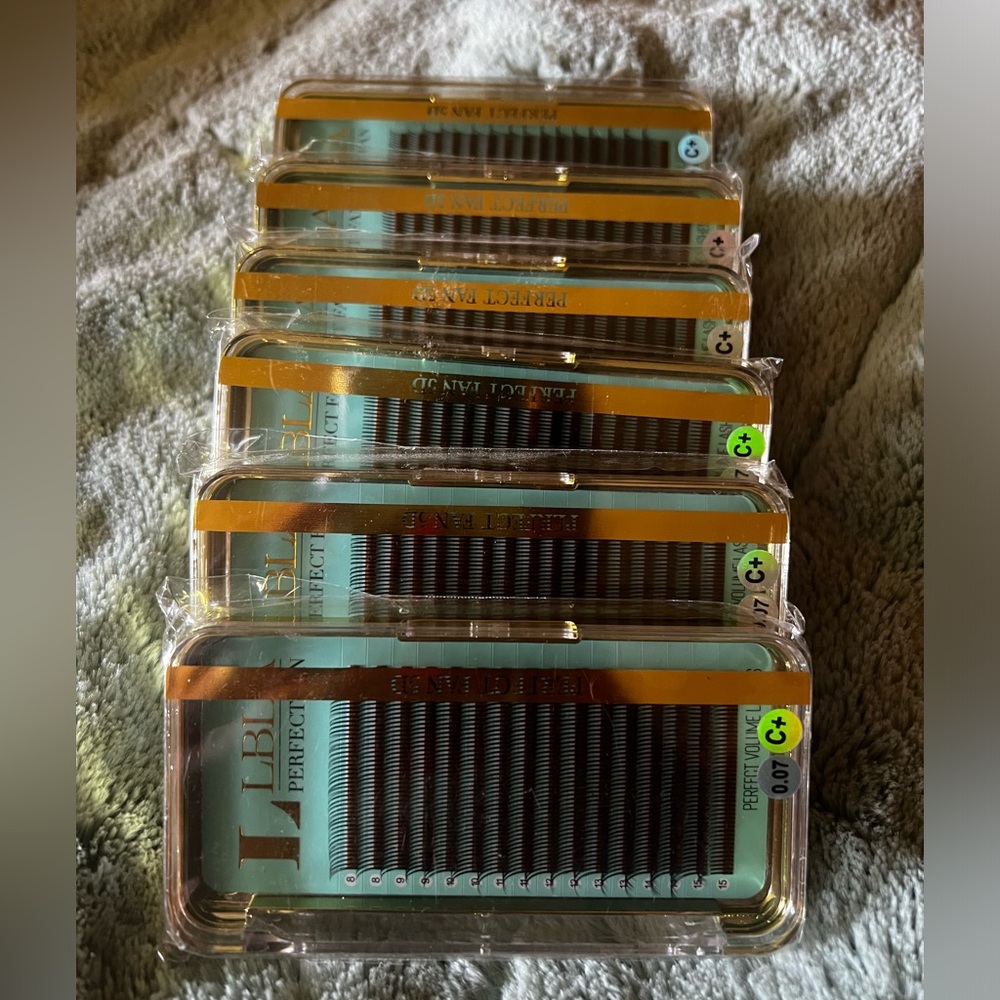 Lash Extension Lot